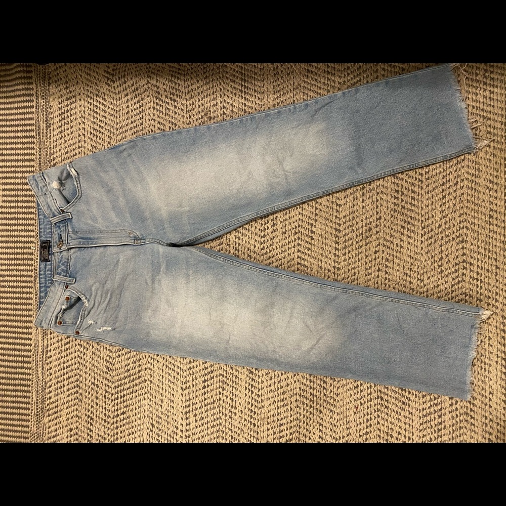 Abercrombie Zoe Natural Rise Straight Leg Jeans
